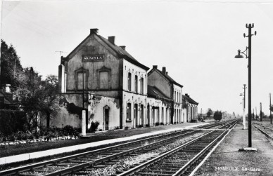 Signeuls- gare int.jpg